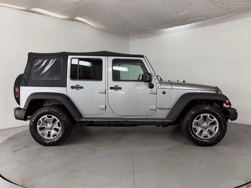 Billet Silver Metallic Clearcoat 2015 Jeep Wrangler Unlimited Rubicon