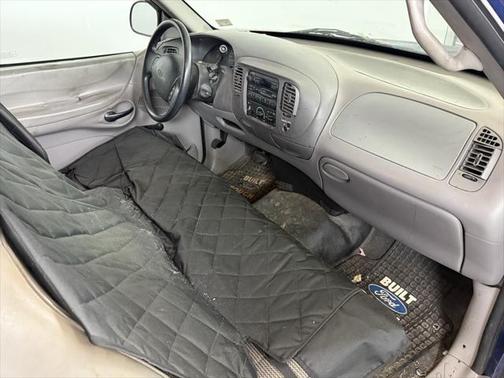 1998 Ford F-150 Standard