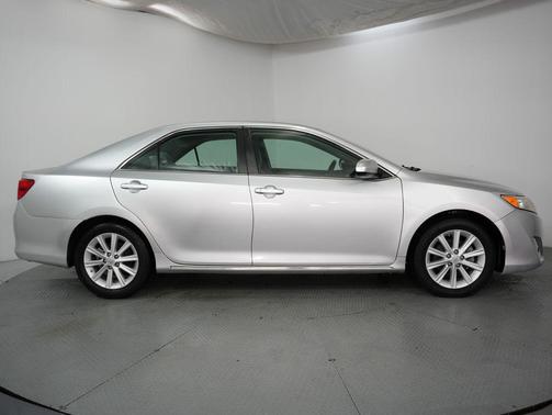 2014 Toyota Camry XLE