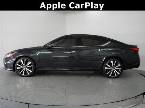 2021 Nissan Altima 2.5 Platinum