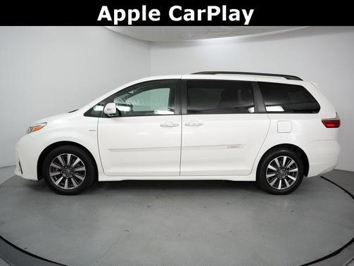 2019 Toyota Sienna Limited
