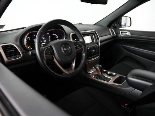 2016 Jeep Grand Cherokee Laredo