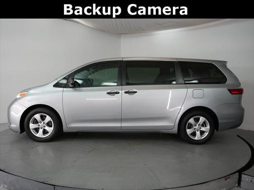 2015 Toyota Sienna SE