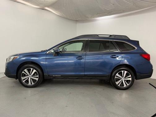 Abyss Blue Pearl 2019 Subaru Outback 2.5i Limited