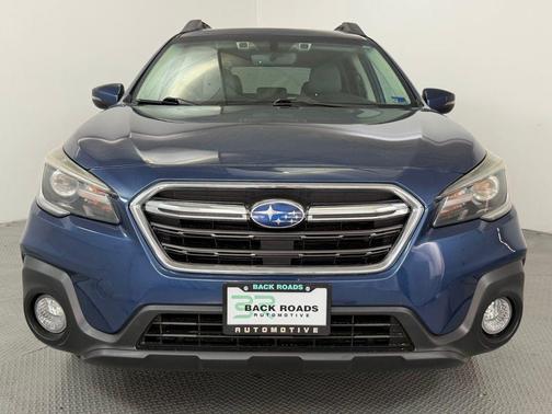 Abyss Blue Pearl 2019 Subaru Outback 2.5i Limited