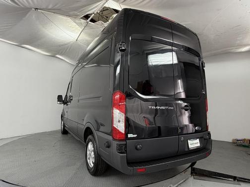 2017 Ford Transit-250 Base