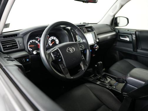 2020 Toyota 4Runner Venture