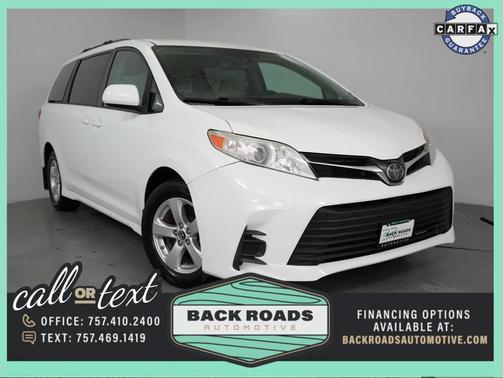 2018 Toyota Sienna LE