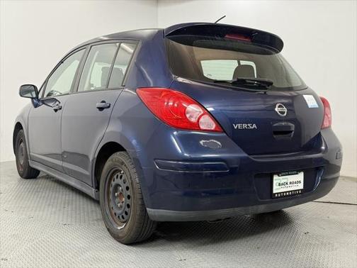 2012 Nissan Versa 1.8 S