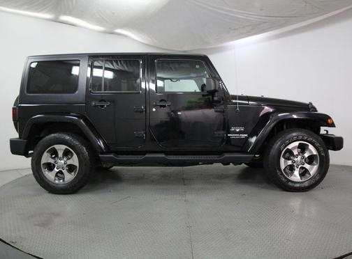 Black Clearcoat 2018 Jeep Wrangler JK Unlimited Sahara