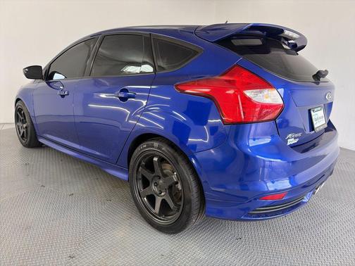 Blue Metallic 2014 Ford Focus ST