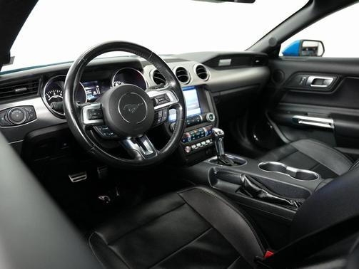 2021 Ford Mustang EcoBoost Premium