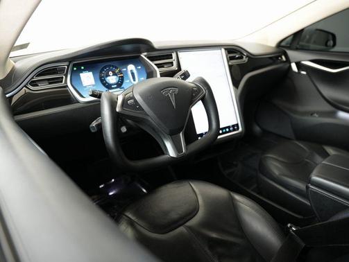 2014 Tesla Model S Base