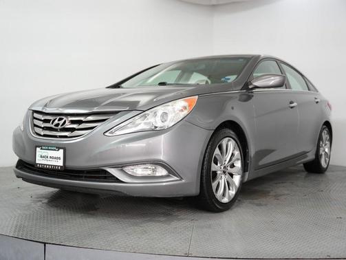 Harbor Gray Metallic 2011 Hyundai SONATA SE