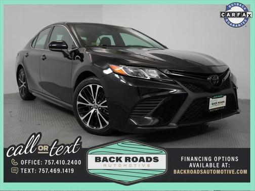 2020 Toyota Camry SE
