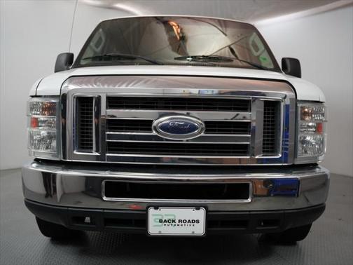 2014 Ford E350 Super Duty XLT
