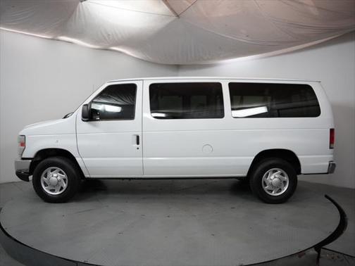 2014 Ford E350 Super Duty XLT