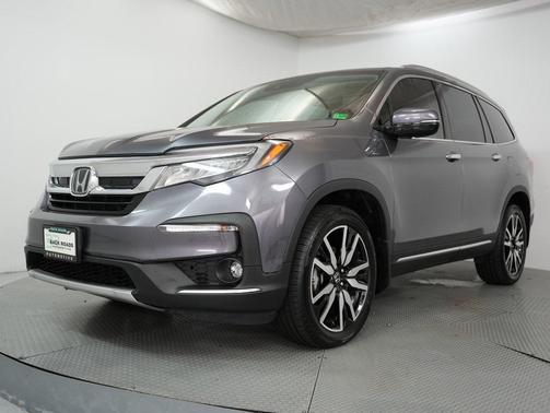 2021 Honda Pilot Touring 8-Passenger