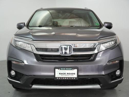 2021 Honda Pilot Touring 8-Passenger