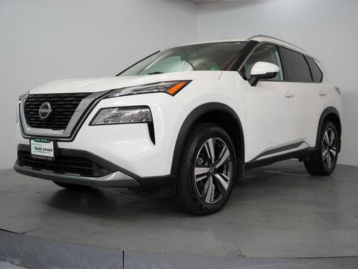 2022 Nissan Rogue SL