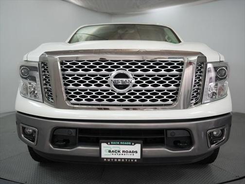 2017 Nissan Titan Platinum Reserve