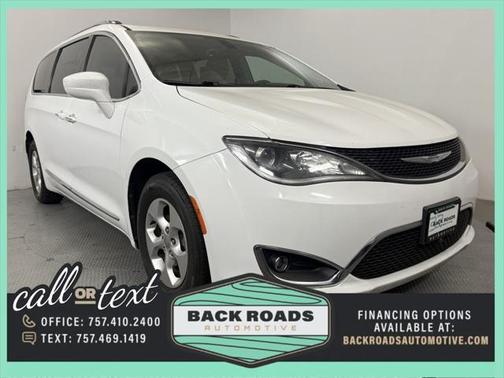 2017 Chrysler Pacifica Touring-L Plus