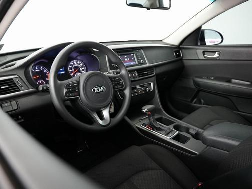 2017 Kia Optima LX