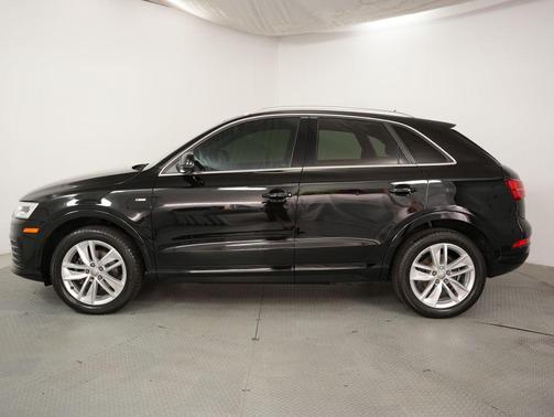 Brilliant Black 2018 Audi Q3 2.0T Premium Plus