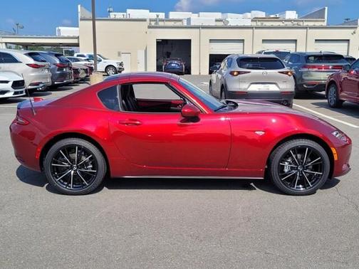 2025 Mazda MX-5 Miata RF Grand Touring