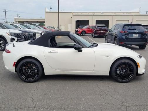 2025 Mazda MX-5 Miata Club
