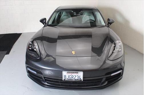 2018 Porsche Panamera 4S