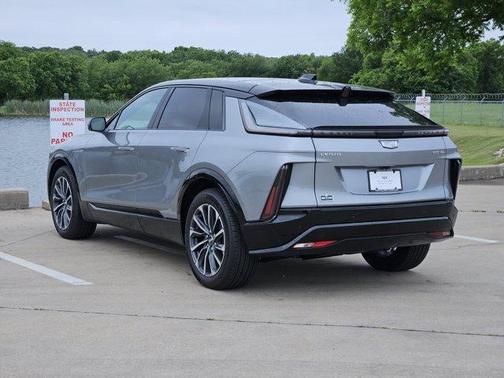 Argent Silver Metallic 2026 Cadillac LYRIQ Sport