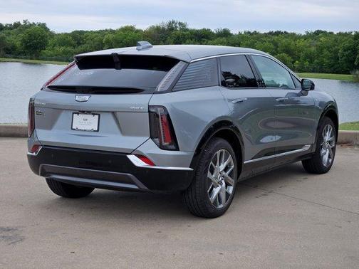 Argent Silver Metallic 2026 Cadillac OPTIQ Luxury