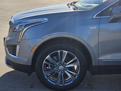 Argent Silver Metallic 2026 Cadillac XT5 Premium Luxury