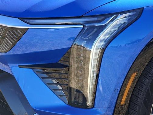 2026 Cadillac OPTIQ Luxury