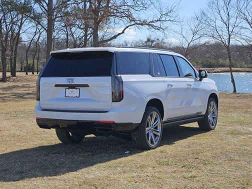 2026 Cadillac Escalade ESV Sport