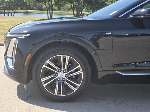 2025 Cadillac LYRIQ Luxury