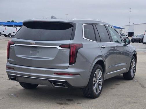 2025 Cadillac XT6 Premium Luxury FWD