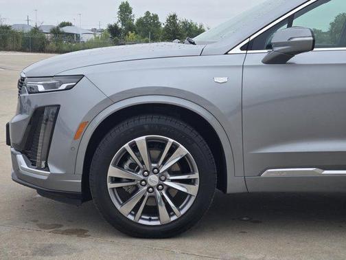 2025 Cadillac XT6 Premium Luxury FWD