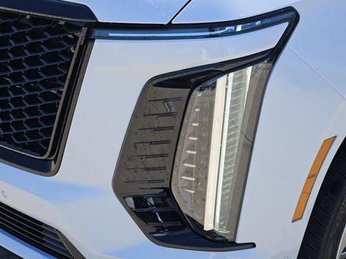 Vibrant White Tricoat 2026 Cadillac Escalade Sport