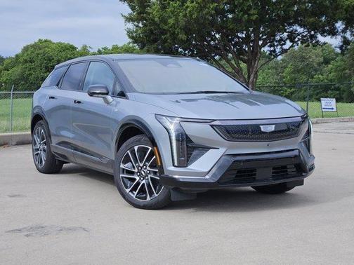 Argent Silver Metallic 2026 Cadillac OPTIQ Sport