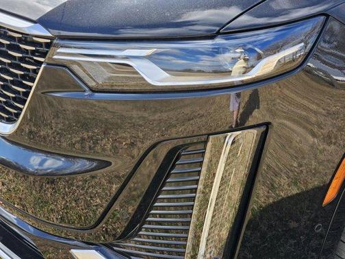 2025 Cadillac XT6 Premium Luxury AWD