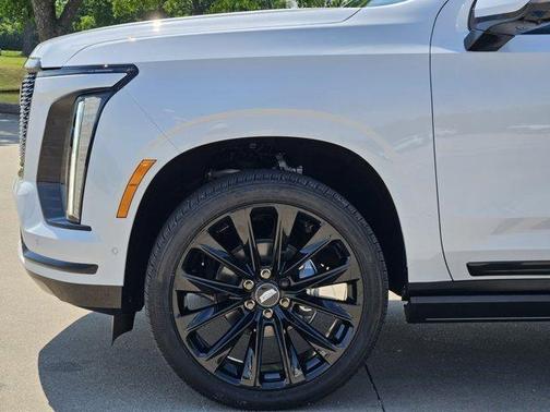 Vibrant White Tricoat 2026 Cadillac Escalade ESV Sport Platinum