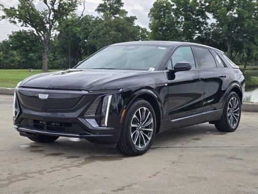 2025 Cadillac LYRIQ Sport