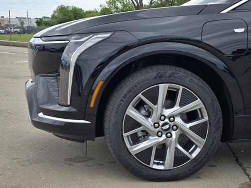 2025 Cadillac OPTIQ Luxury 1 AWD