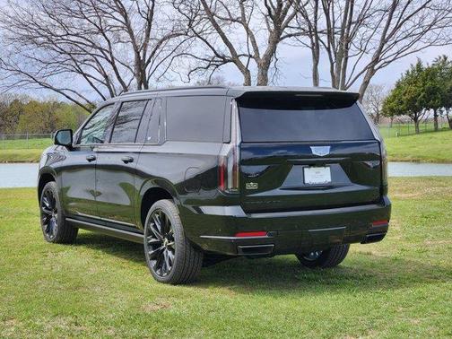 2026 Cadillac Escalade ESV Sport Platinum