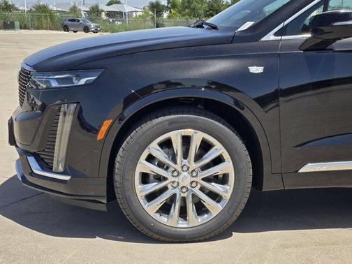 2025 Cadillac XT6 Premium Luxury FWD