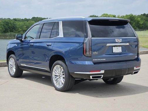 Deep Sea Metallic 2026 Cadillac Escalade Luxury