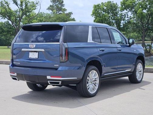 Deep Sea Metallic 2026 Cadillac Escalade Luxury