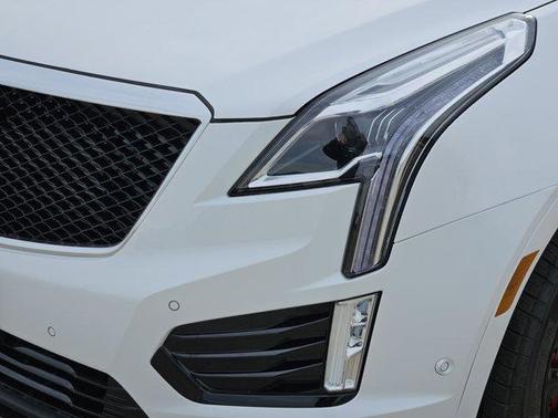 2026 Cadillac XT5 Sport